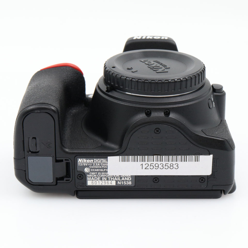 Nikon D5600 body tweedehands