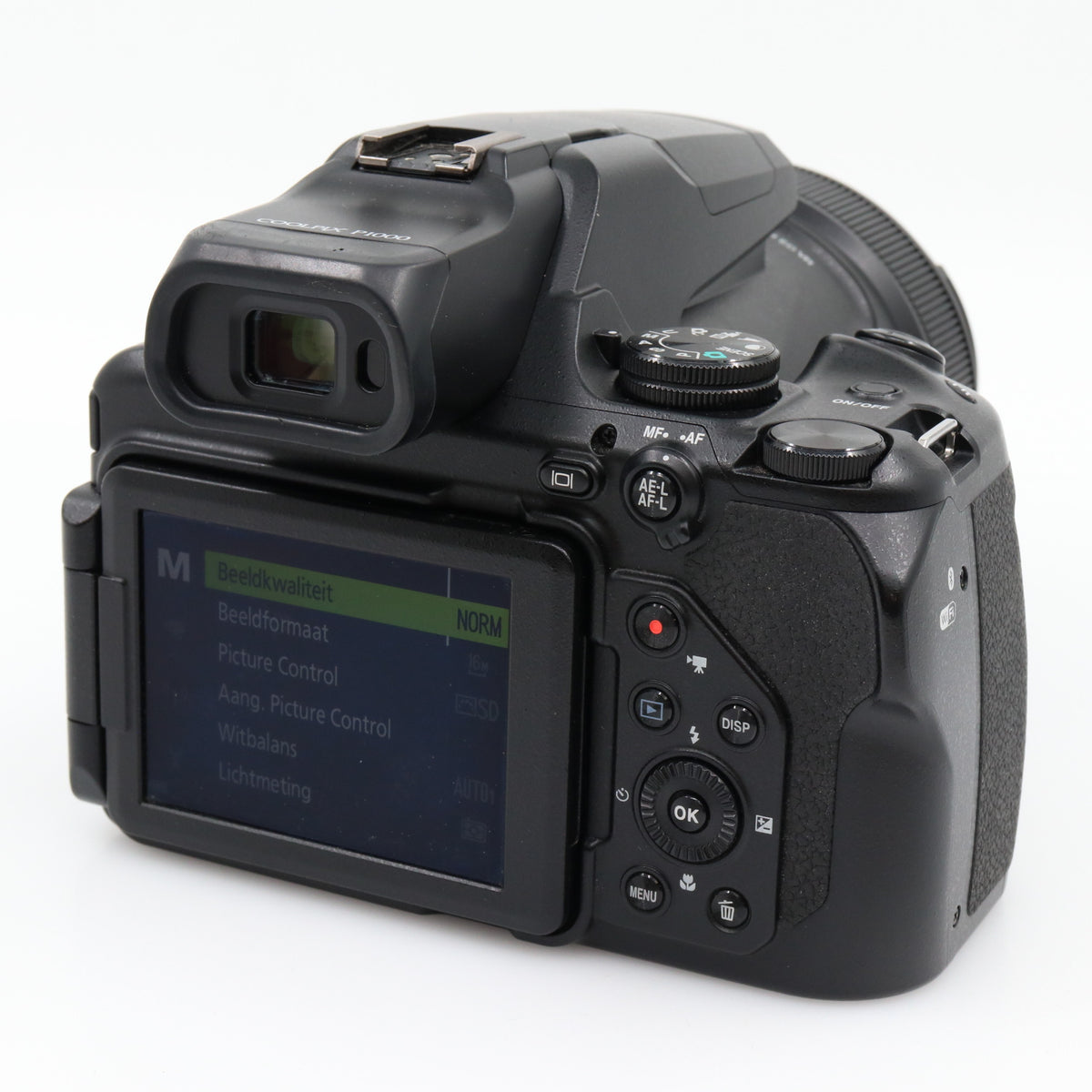 Nikon Coolpix P1000 usato