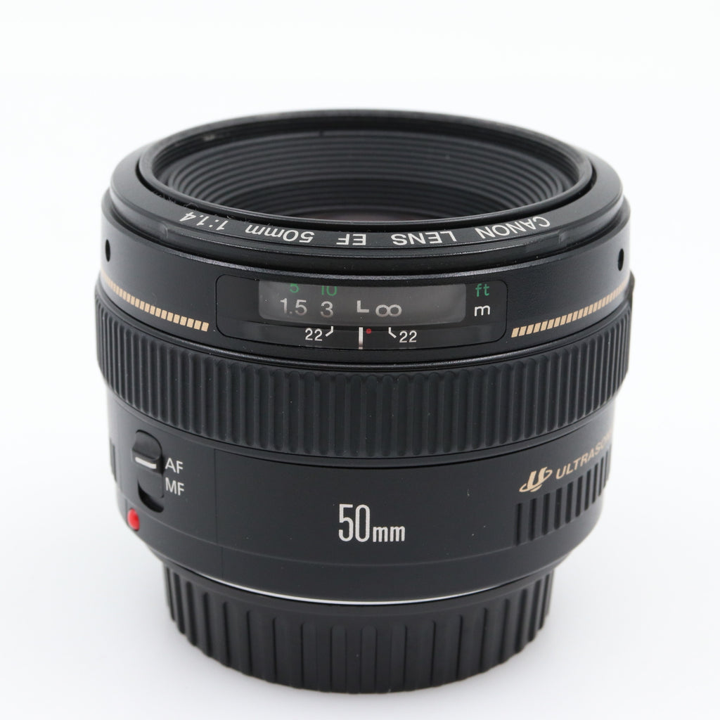 Canon EF 50mm f/1.4 USM