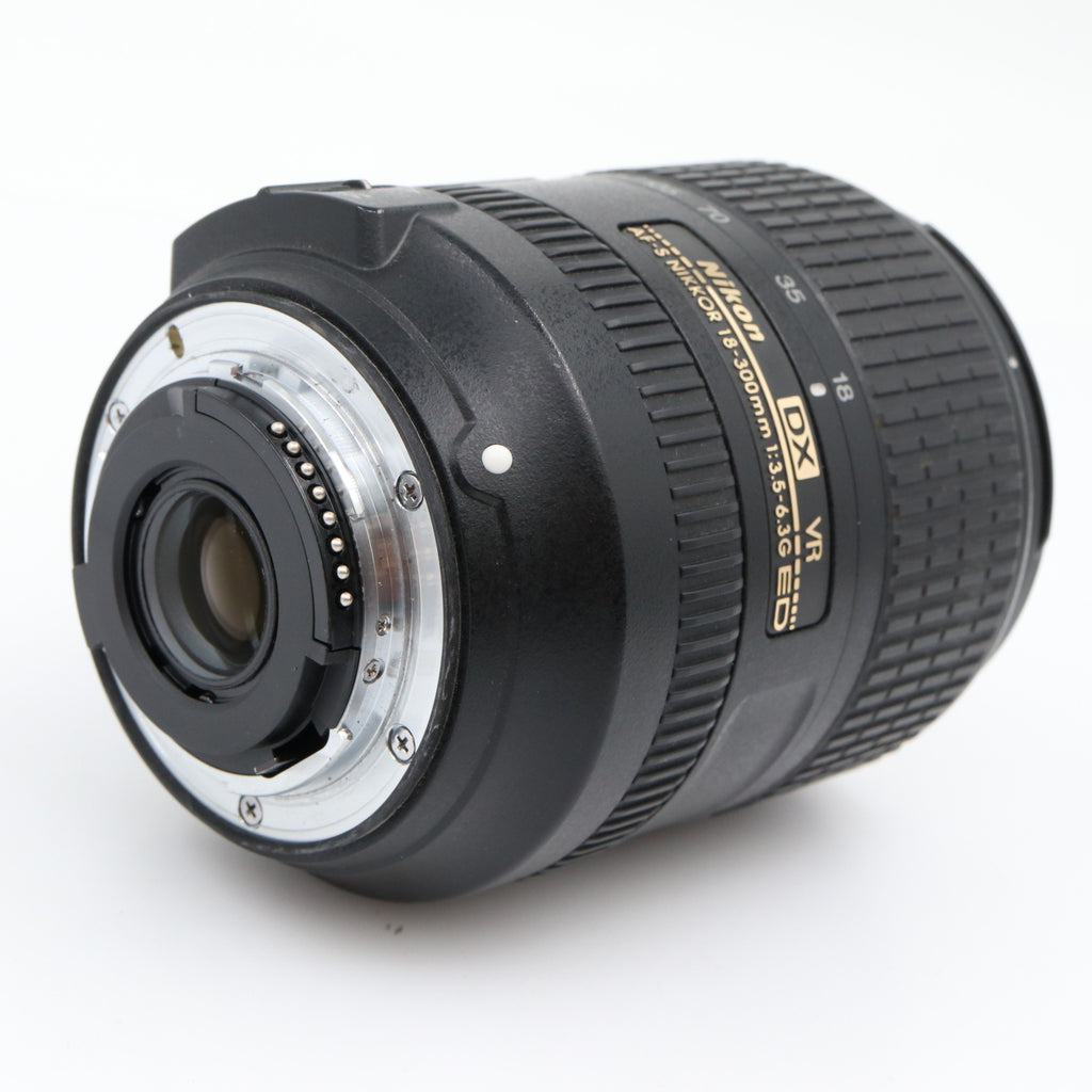 Nikon AF-S 18-300mm f/3.5-6.3G ED VR DX