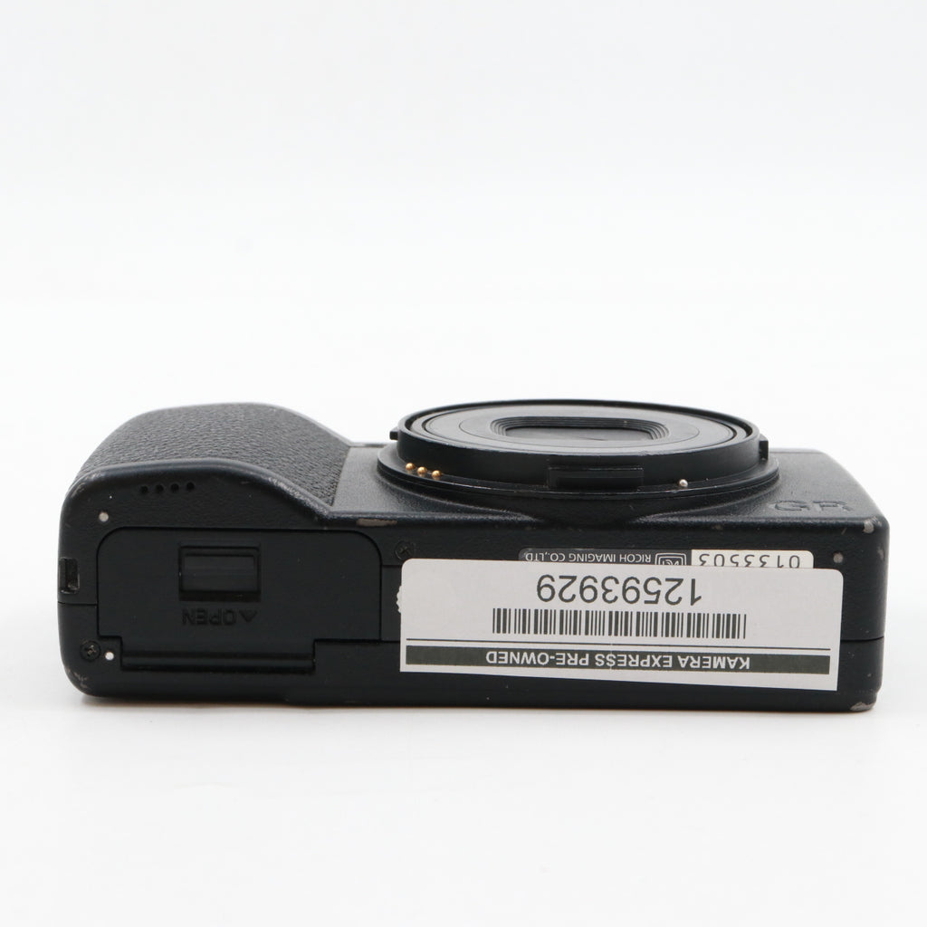 Ricoh GR III tweedehands
