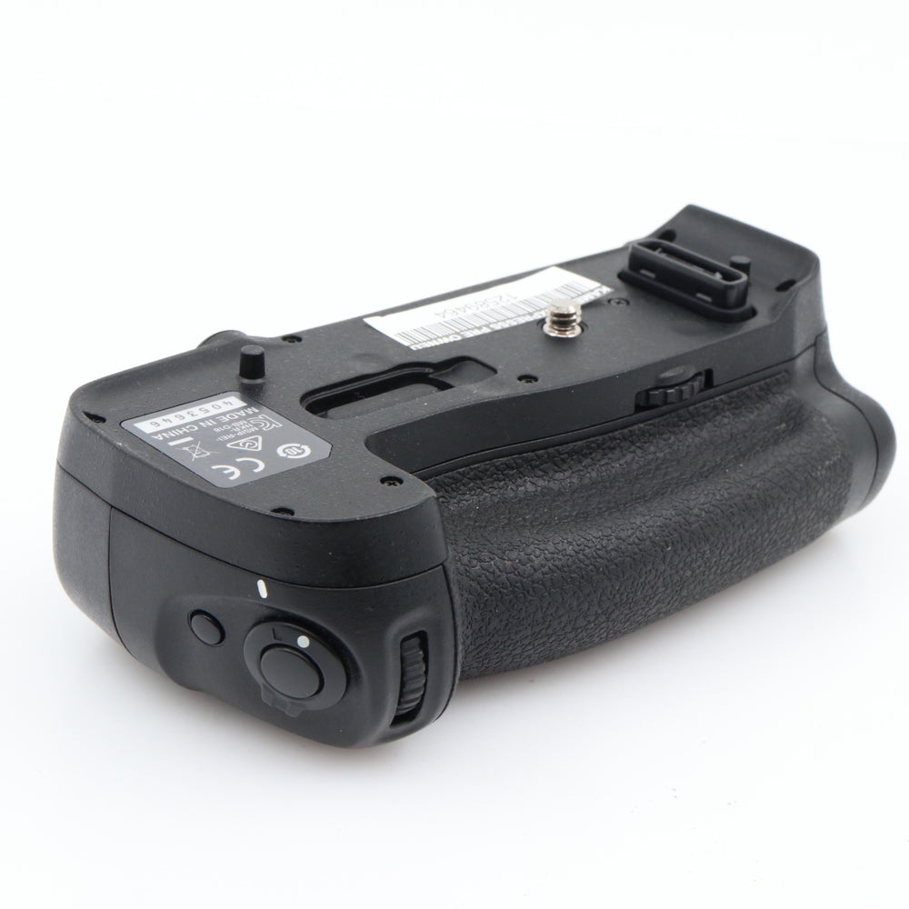 Nikon MB-D18 batterygrip tweedehands